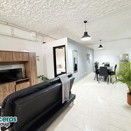 Apartahotel Circunvalar By Parceros Group Pereira Exterior photo