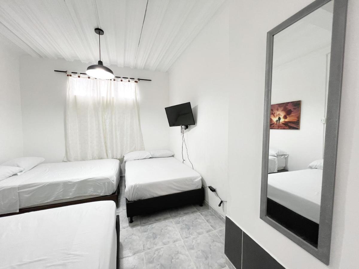 Apartahotel Circunvalar By Parceros Group Pereira Exterior photo